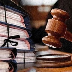 محکومیت یک پناهجوی ایرانی در اتریش/ به عنوان پیک غذا حشیش می‌فروخت