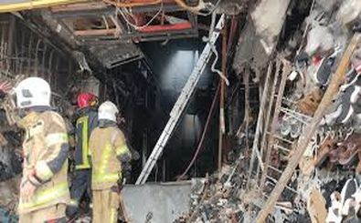 اولین تصاویر از داخل پاساژ قائم مشهد پس از حادثه آتش‌سوزی/ ویدئو